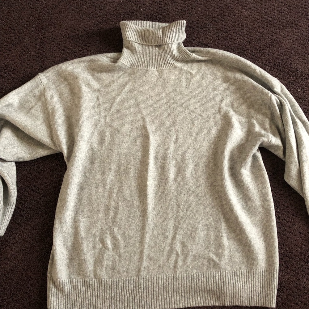 Zara women’s grey turtleneck sweater